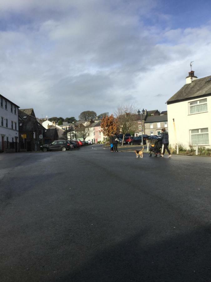 2 Leather Lane Ulverston Exterior foto